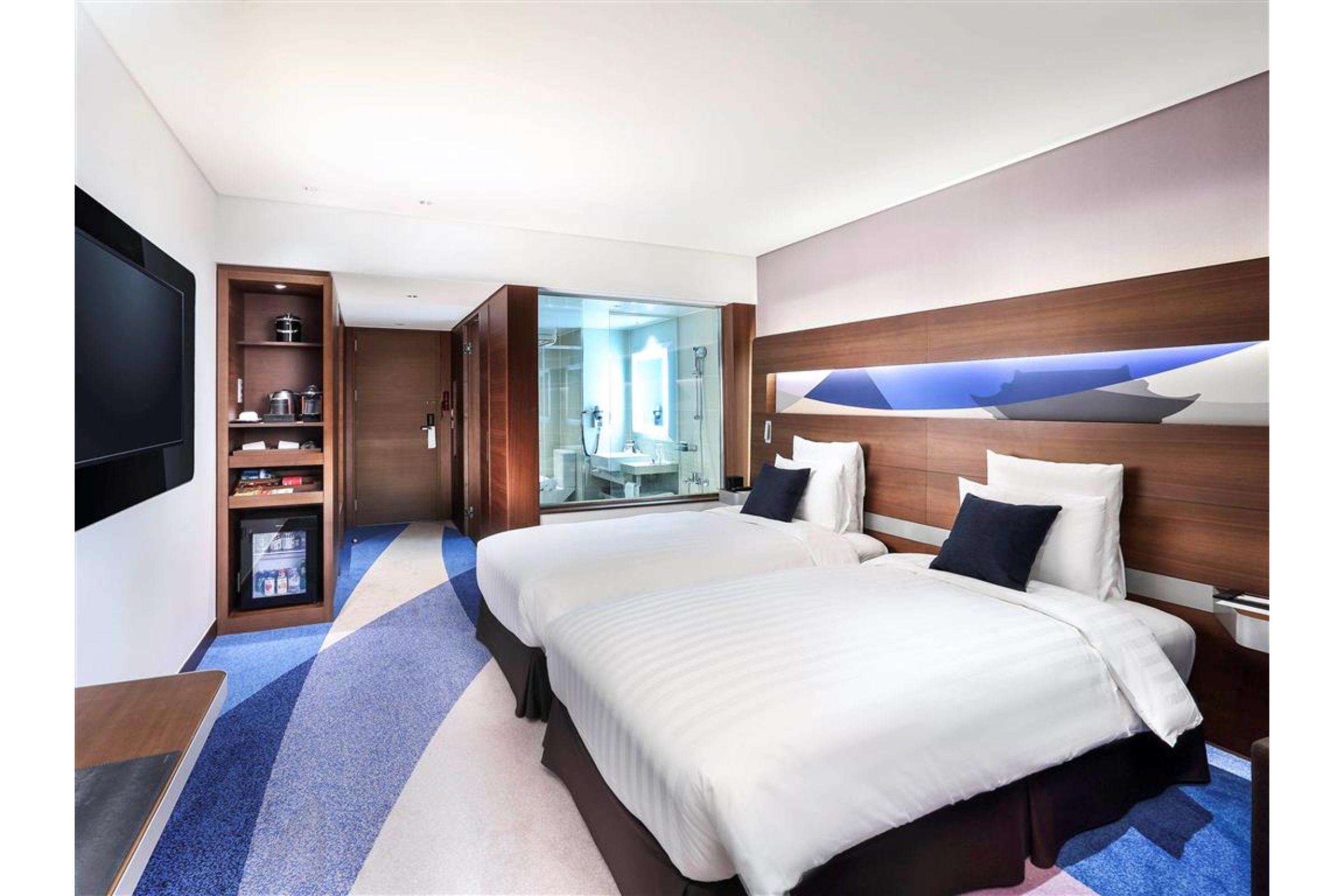 Novotel Ambassador Suwon Esterno foto