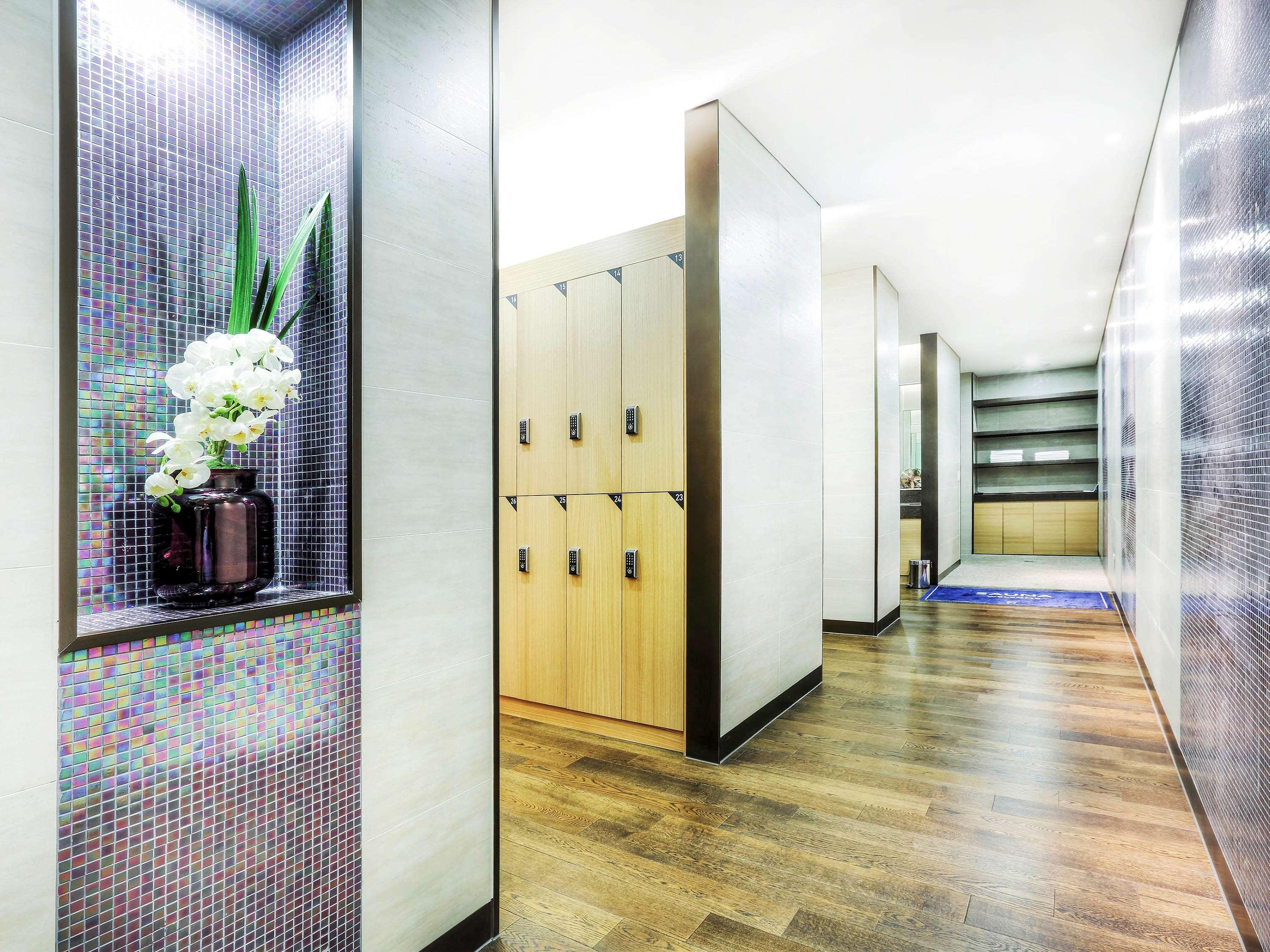 Novotel Ambassador Suwon Esterno foto